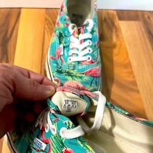 Men’s 9.0 Flamingo Vans